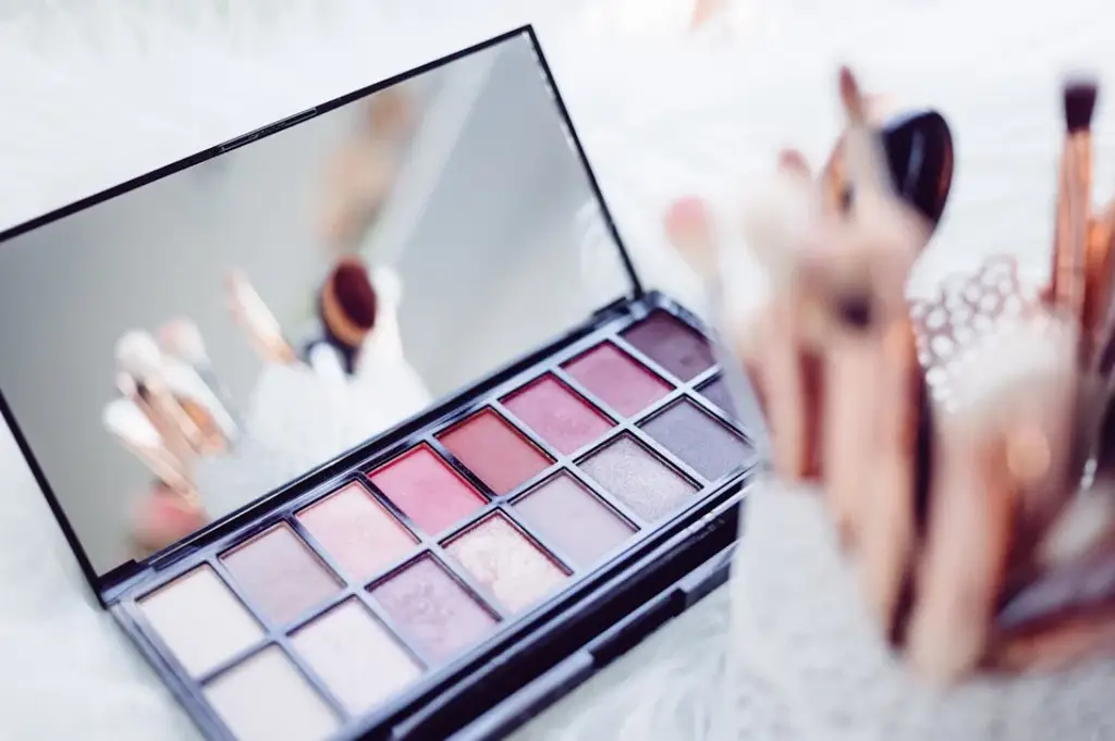 男生保濕大補帖:5000字完整攻略,打造水嫩無瑕肌